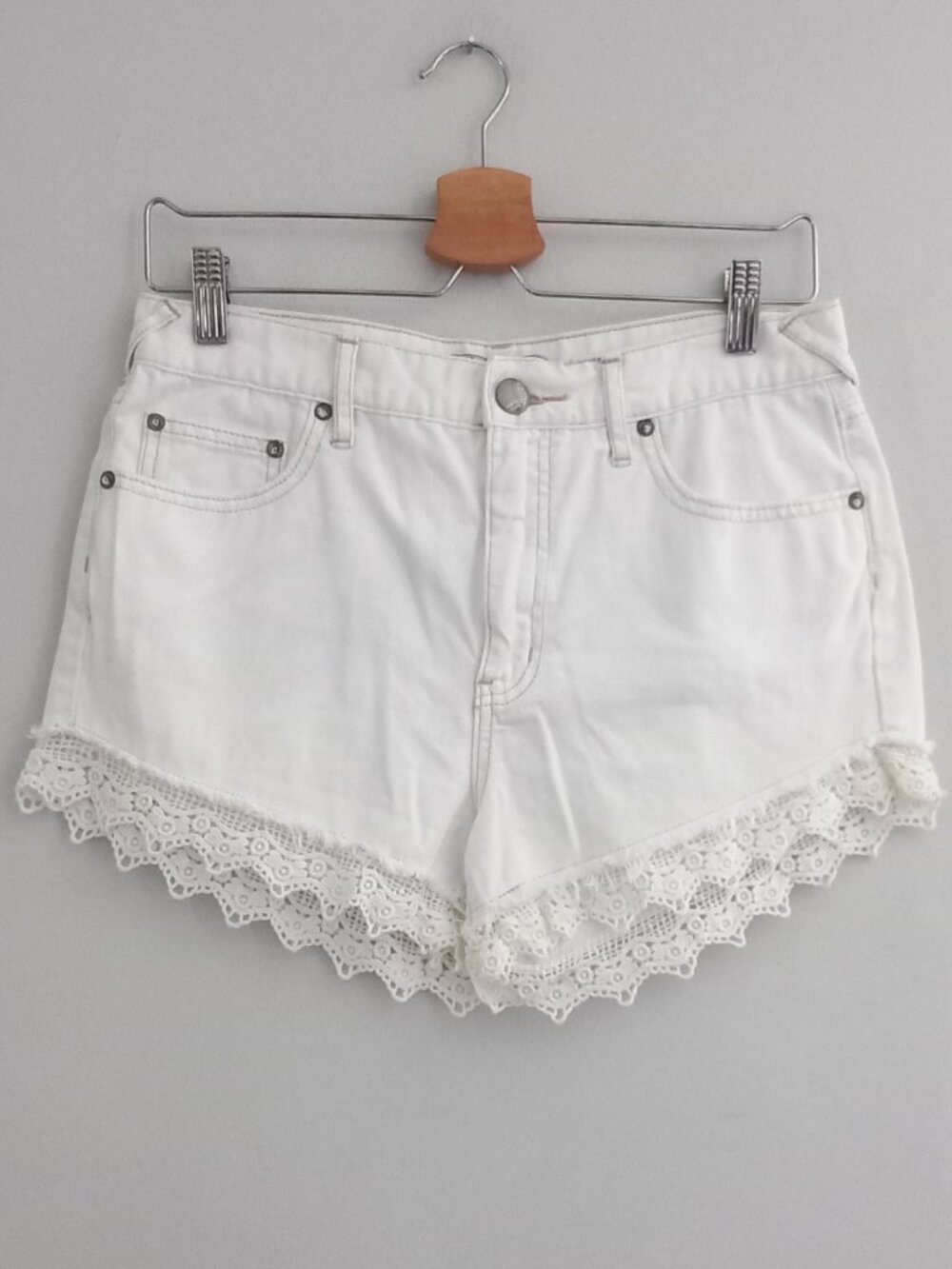FREE PEOPLE  white denim shorts with cotton lace trim